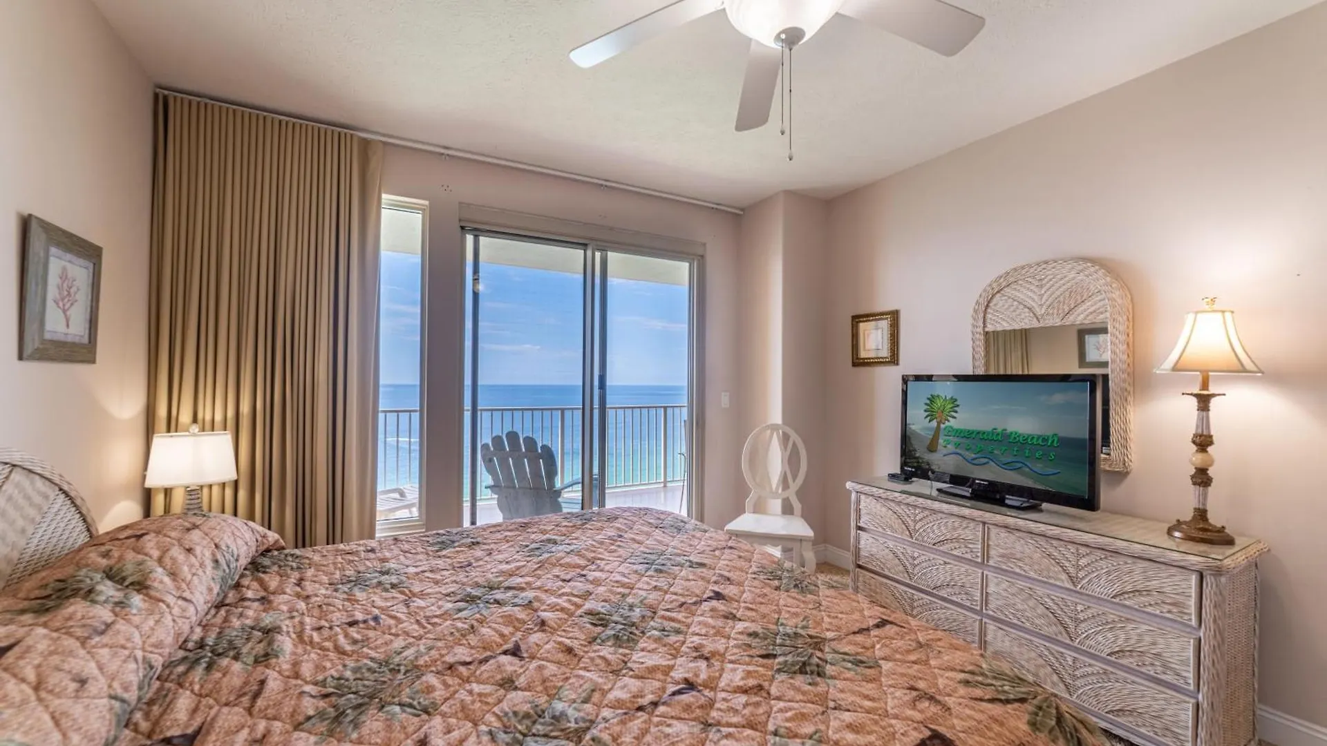 Treasure Island 2004 'Pineapple Paradise' Panama City Beach Holiday home
